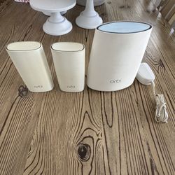 Netgear Orbi Wi-Fi Router RBR40 With Two RBW30 Satellites