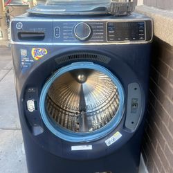 GE Profile 5.3 cu. ft. Front Loading Washer with Microban® Antimicrobial Technology