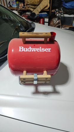 Mini Budweiser Grill