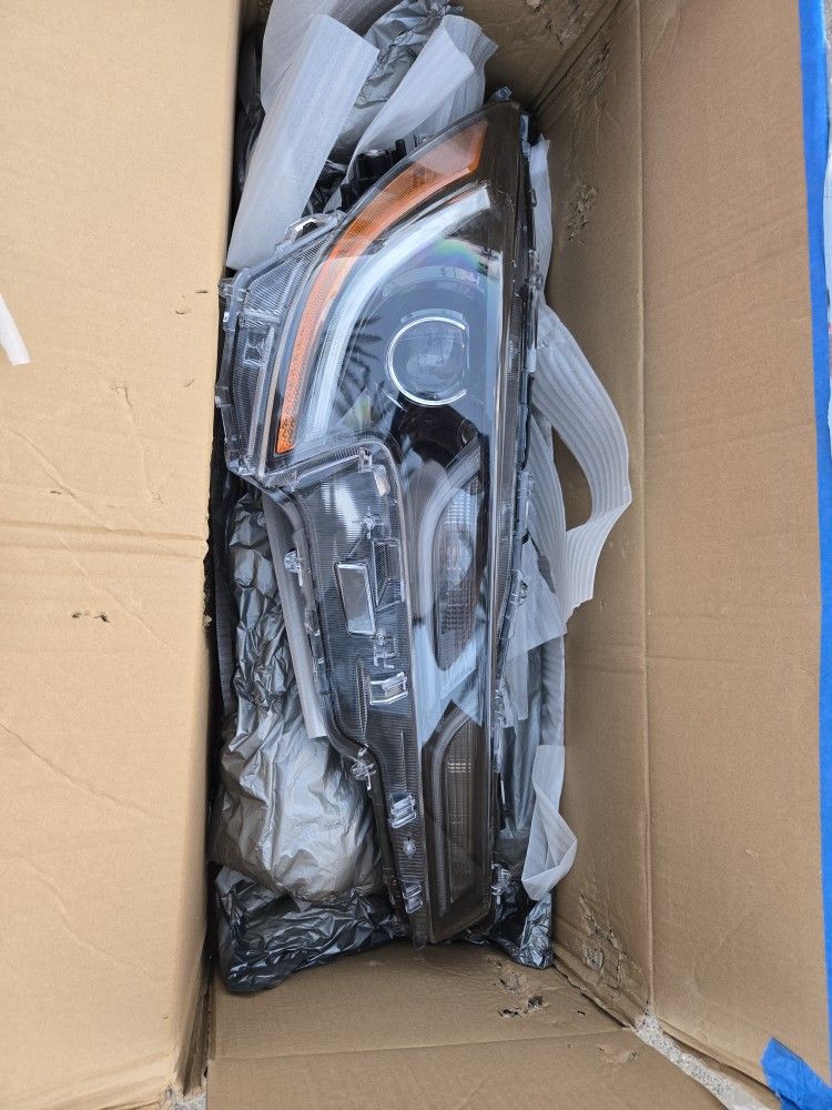 2019-2022 Corolla Right Headlight