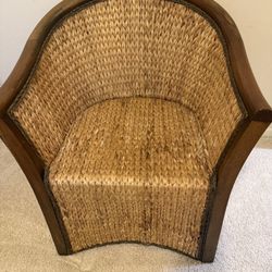 Vintage Wicker Accent Chair (1)