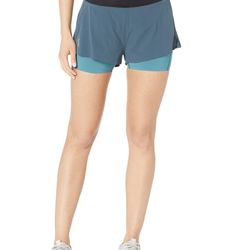 On 3" Running Shorts size L 