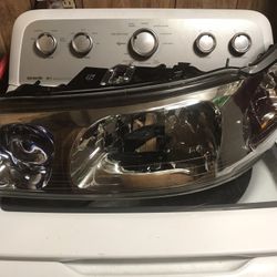 1(contact info removed) Lincoln Tow car Headlights