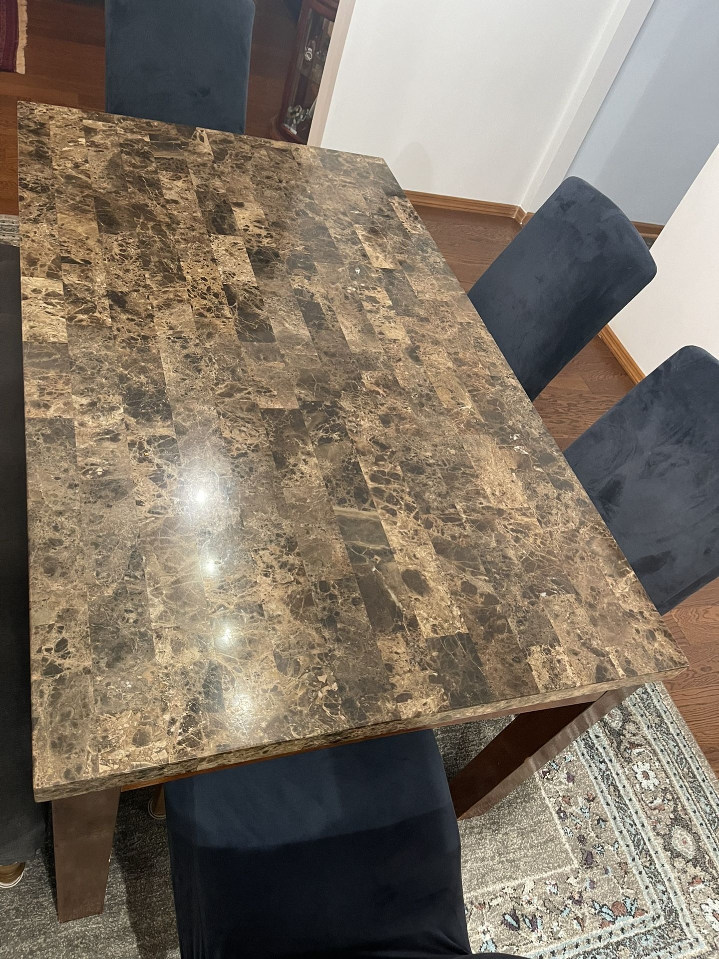 Marble table with 4  chairs 