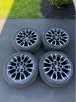 AOEM 21" BMW M-Sport 915M Wheels & Tires - Near New (8/32" Tread) G05/G06