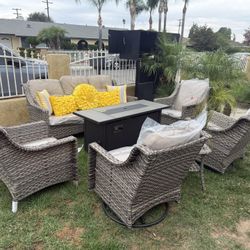Brand New Patio Outdoor Furniture Set With Fire Pit 