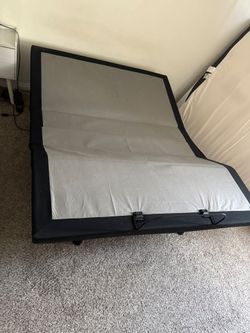 Queen size adjustable bed frame 
300