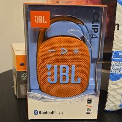 JBL Clip 4 Bluetooth Speaker 