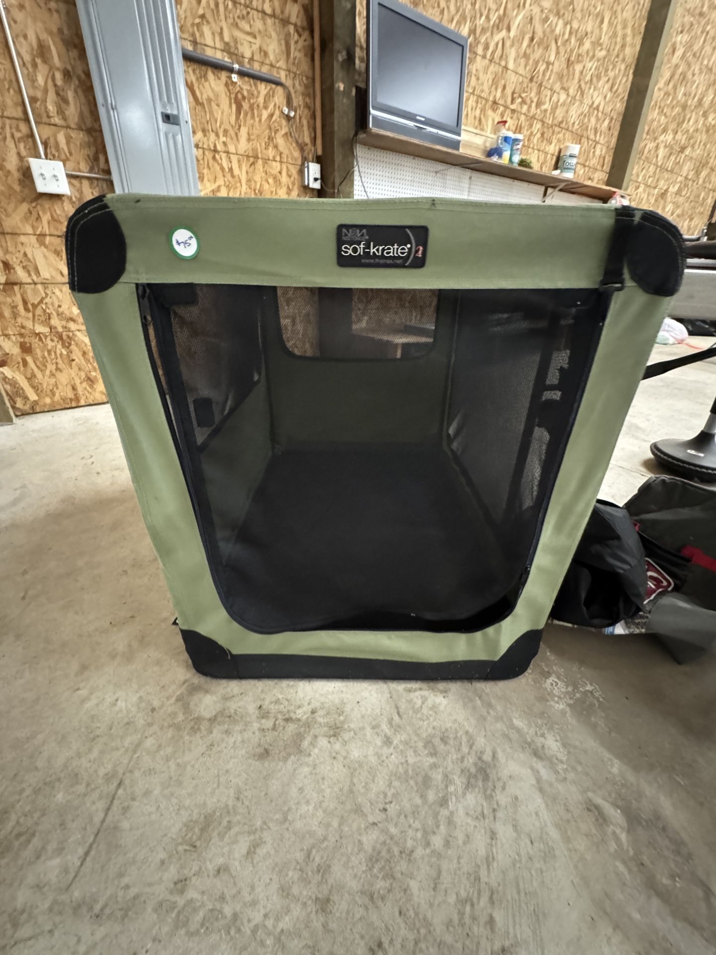 Large soft side dog crate