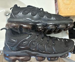 Nike Air VaporMax Plus Triple Black Shoe
