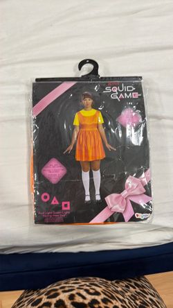 Squid game doll costume