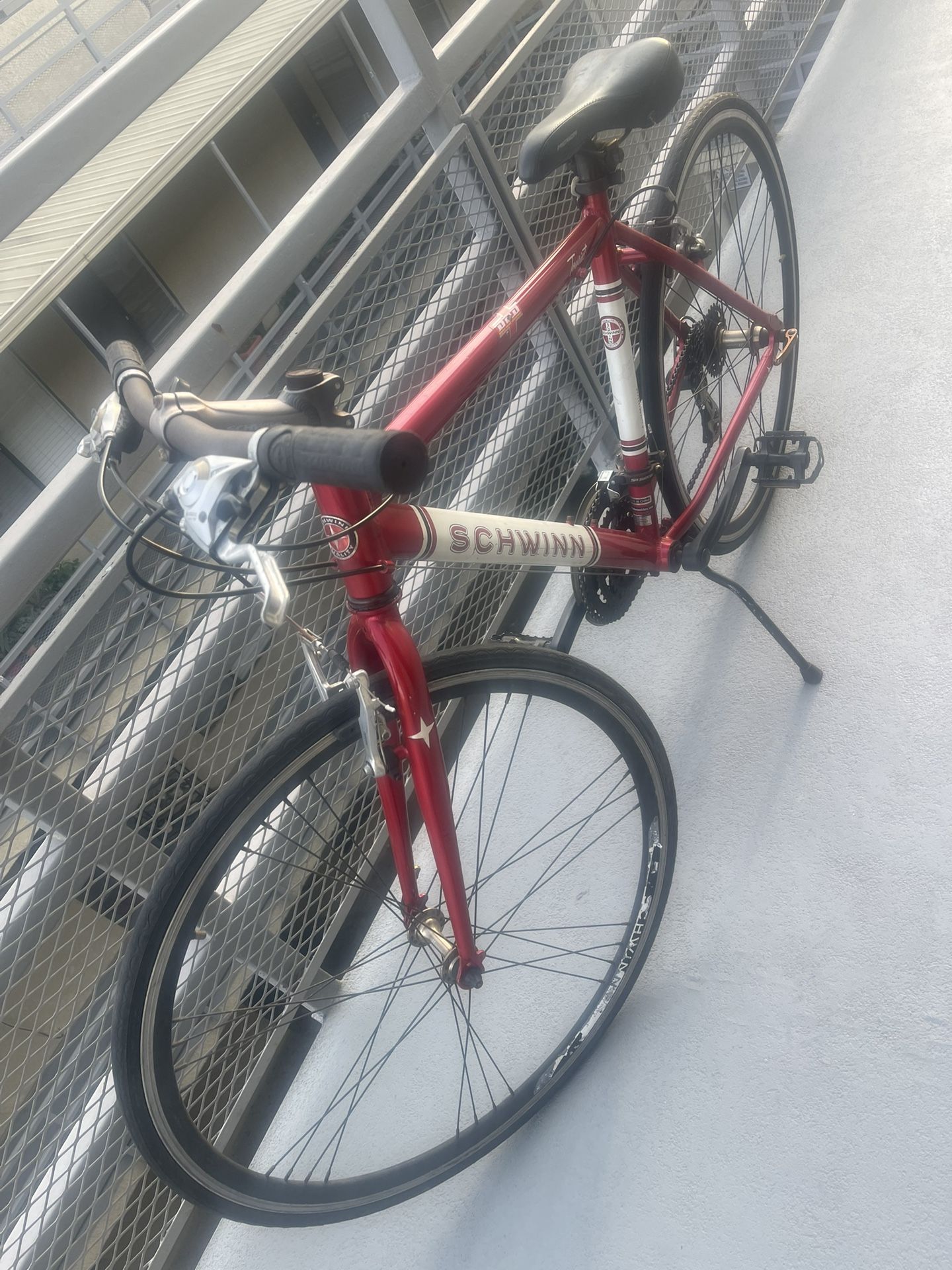 Schwinn Tourist Aluminum