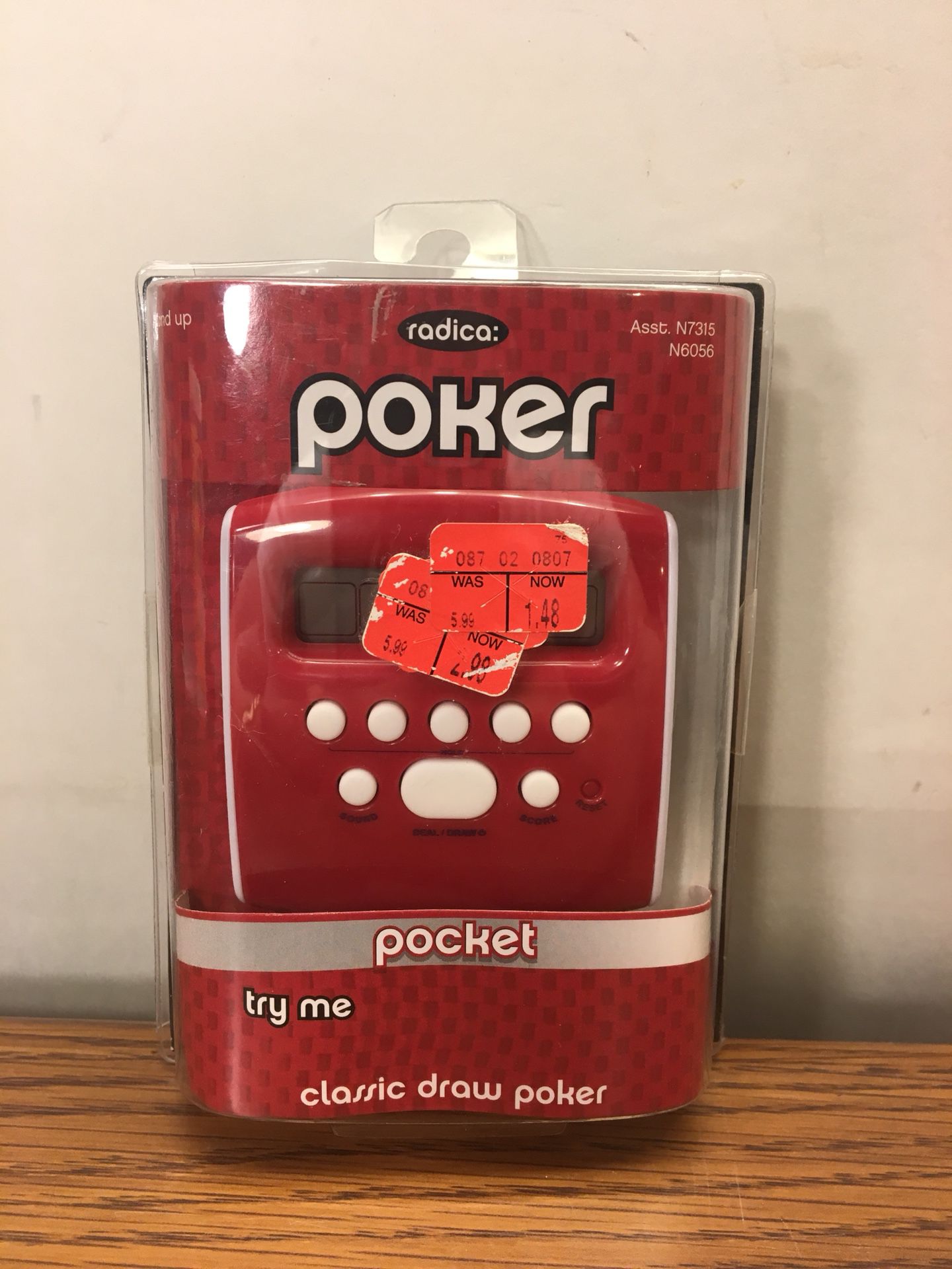 Pocket Poker Classic Draw Poker Handheld Radica 2008 New