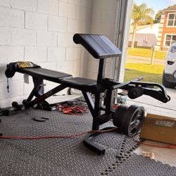 Weight Bench with Leg Extension
