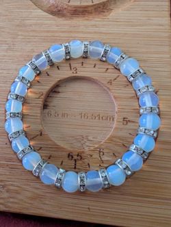 8mm Opal glass Bracelet