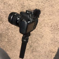 Canon Eos Rebel T7