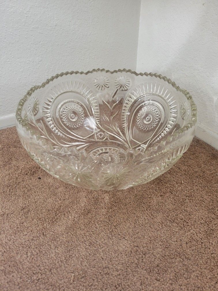 Glass Punch Bowl (LE Smith)