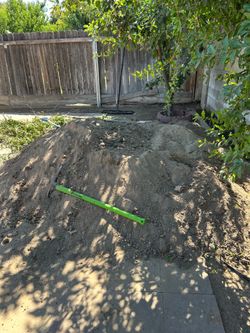 FREE FILL DIRT