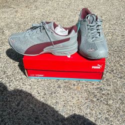 Women’s Size 10 Puma 