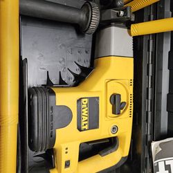 Dewalt DW533K SDS Rotary Hammer