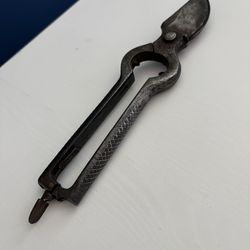 Antique Hand-Forged Vineyard / Garden Pruning Shears