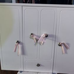 Kids Play Closet 