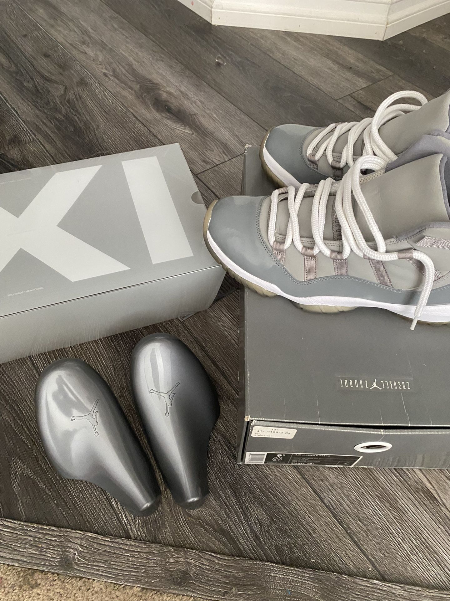 Retro Jordan Cool Grey 11