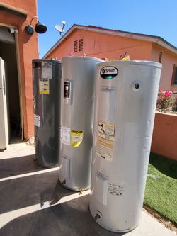 Electric Water Heater 50 gal in good condition and Warranty Works Great 19th Ave And Baseline