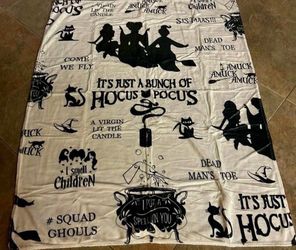 New Hocus Pocus throw blanket