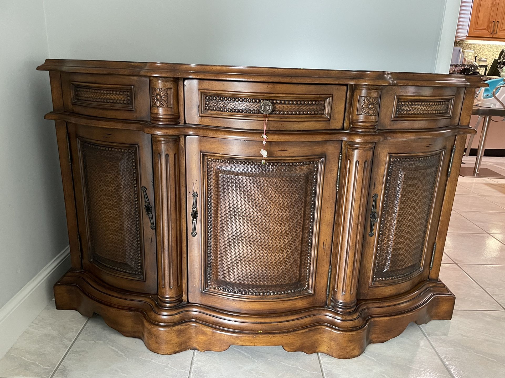 Buffet/China Solid Wood for Sale in Miramar, FL OfferUp