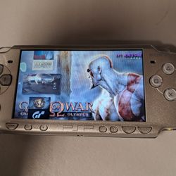 🔥 Sony PlayStation PSP 2000 Console (Silver) - Loaded with games! 🔥
