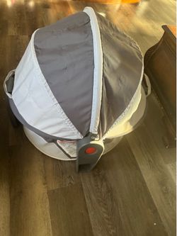Baby portable bassinet