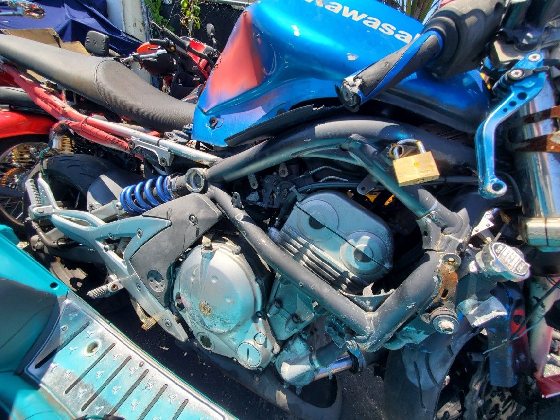 06-08 KAWASAKI NINJA 650R EX650 ENGINE MOTOR AND PARTS