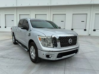 2017 Nissan Titan Crew Cab