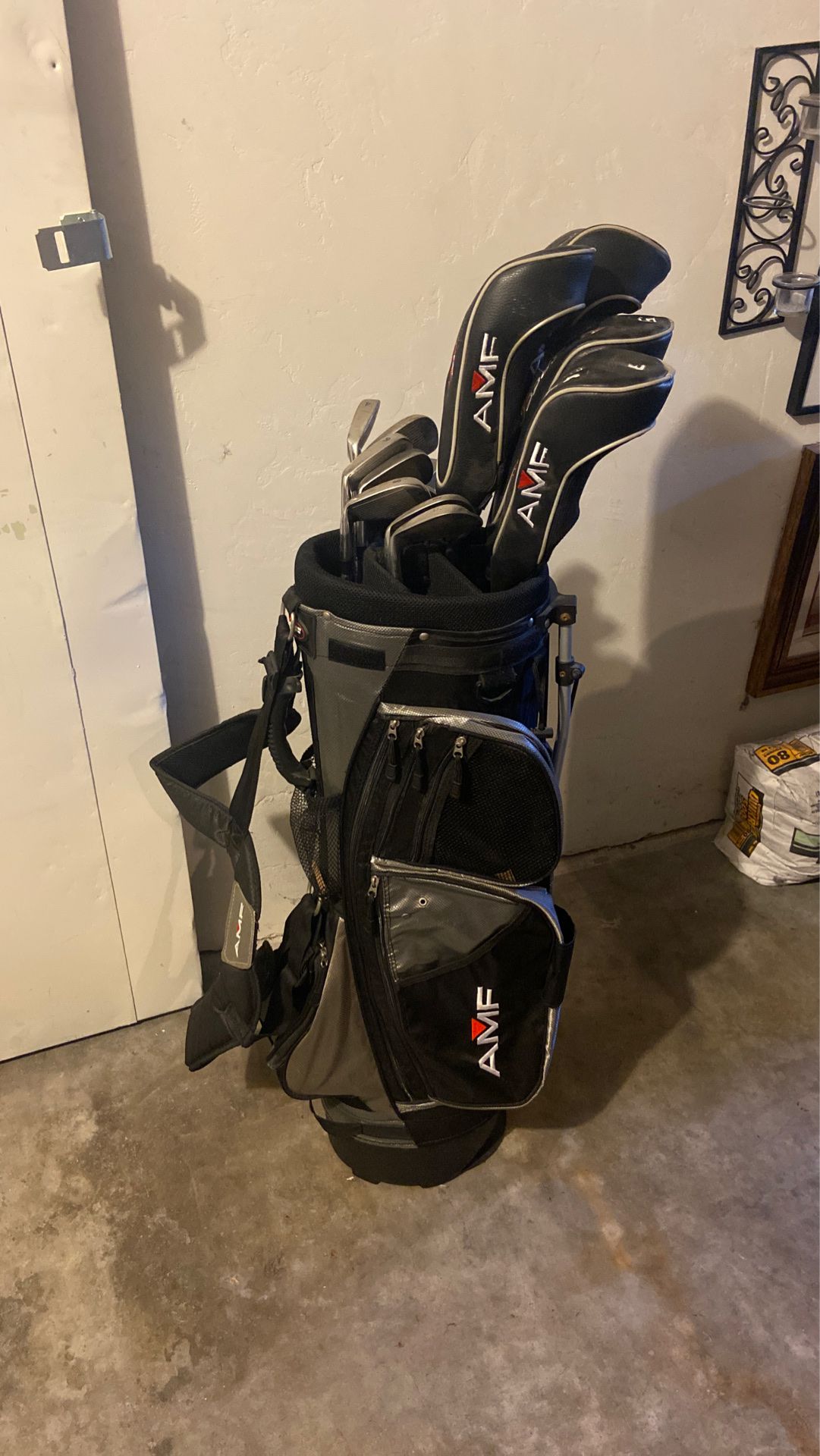 AMF G-Speed Plus golf club set with bag.