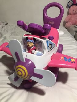 Disney Minnie Mouse ride on toy car