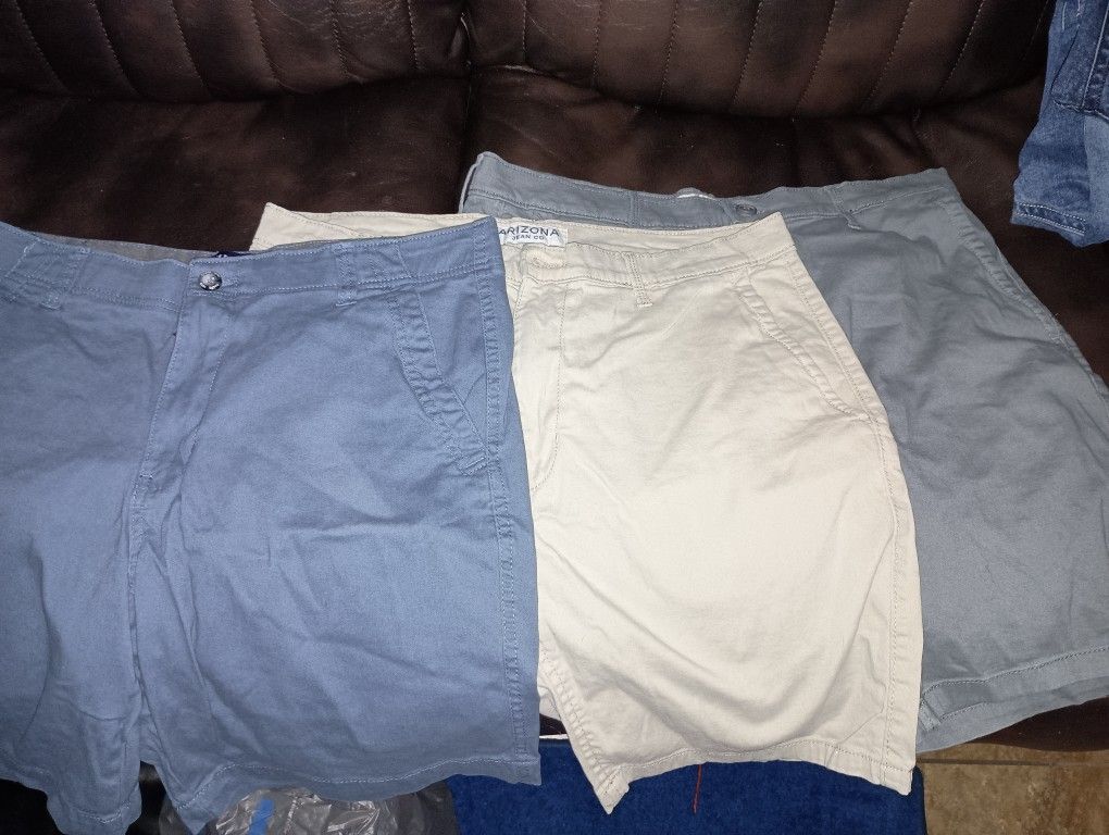 3 Mens Size 36 Shorts