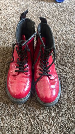 Girls Dr Martens