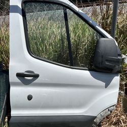 2018 FORD TRANSIT  RIGHT PASSENGER SIDE DOOR COMPLETE  (White)