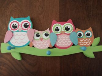 Wall Rack For Girls $3