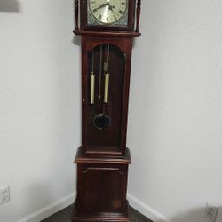 Grandfather Clock 