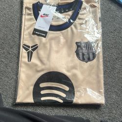 Barca Kobe Bryant Edition : Sizes M&XL