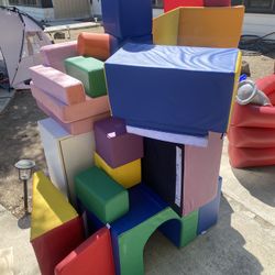 Building Blocks Fort