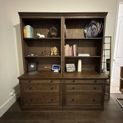 📚 Pottery Barn Livingston Bookcase (70”)  Like New! 
