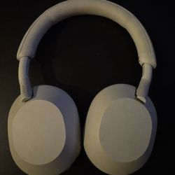 Sony XM5 Wireless Noise Canceling Headphones Bluetooth