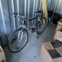 GT Full Suspension Mountain Bike