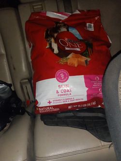 Brand new Purina One +PlusSkin ,& Coat Formula Dog Food 31.1lbs