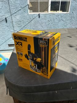 DeWalt 20v Plunge Router DCW620B - NEW IN BOX