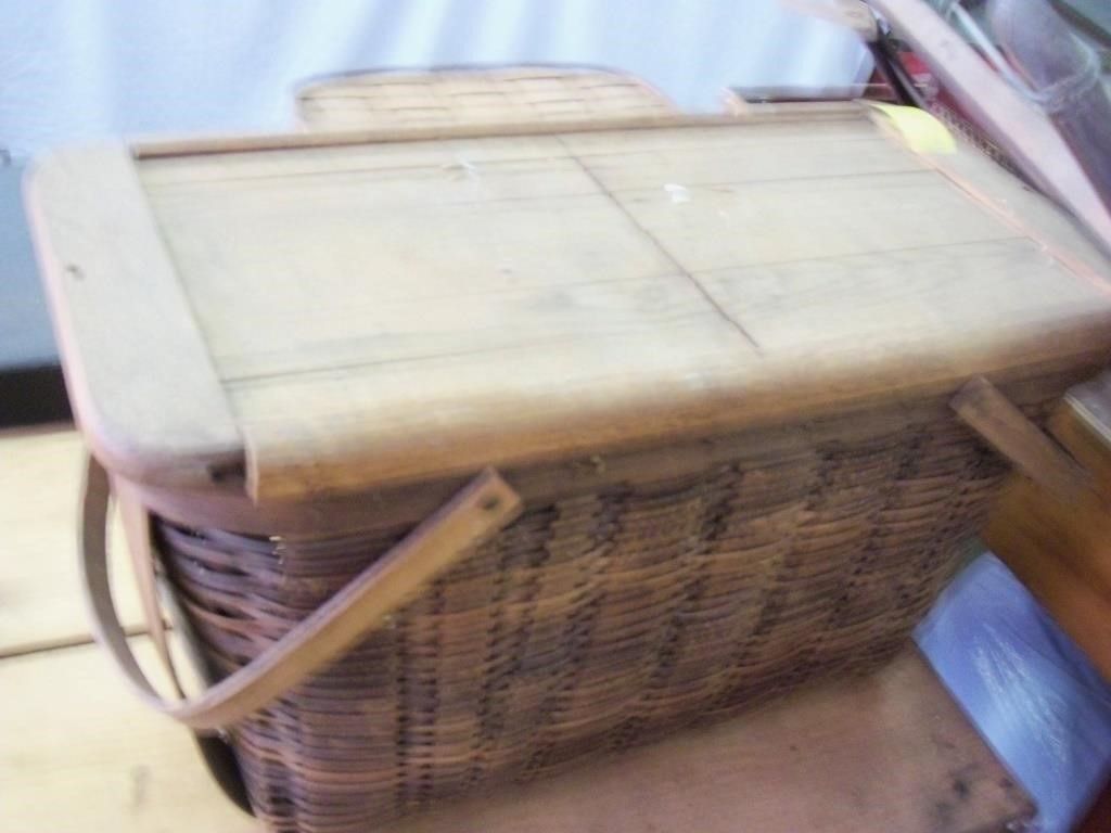 Vintage Picnic Basket