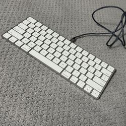 Genuine APPLE KEYBOARD Magic Wireless Rechargeable BlueTooth iMac Mac